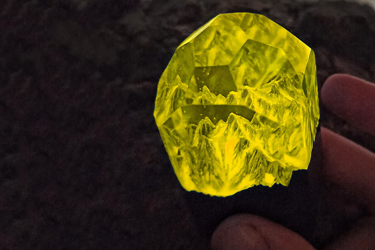 Pigment fosforescent glow in the dark GALBEN 25g