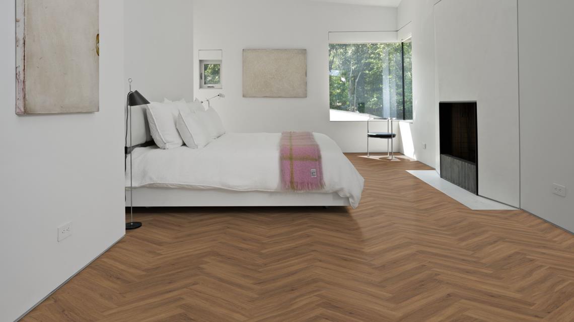 Parchet SPC Kahrs Dry Back Herringbone Redwood, 457 x 102 x 2.5 mm, strat uzura 0,7 mm
