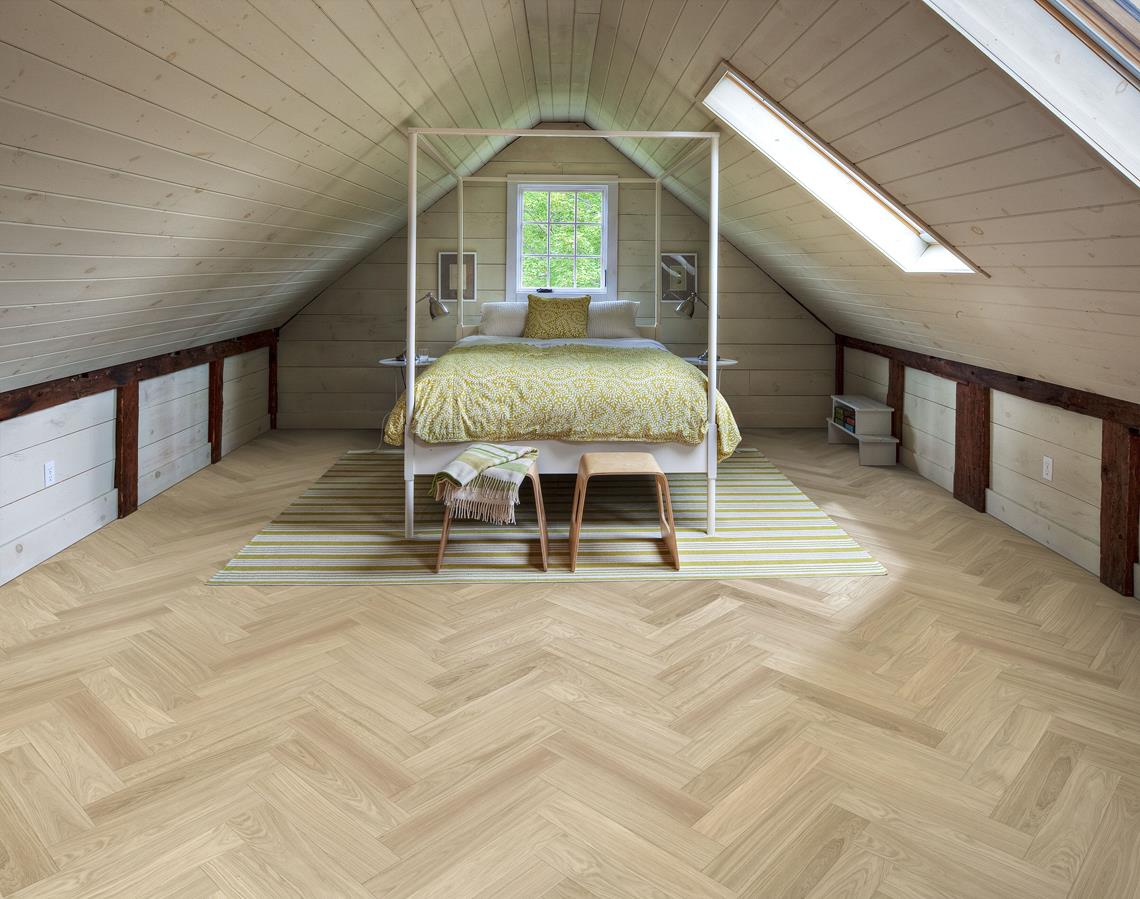 Parchet dublu stratificat Kahrs Herringbone Stejar AB Dim White Uleiat, 600 x 120 x 11 mm