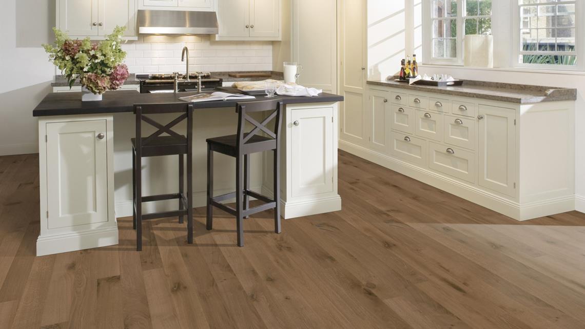 Parchet triplu stratificat Kahrs Stejar Weathered Lac Mat