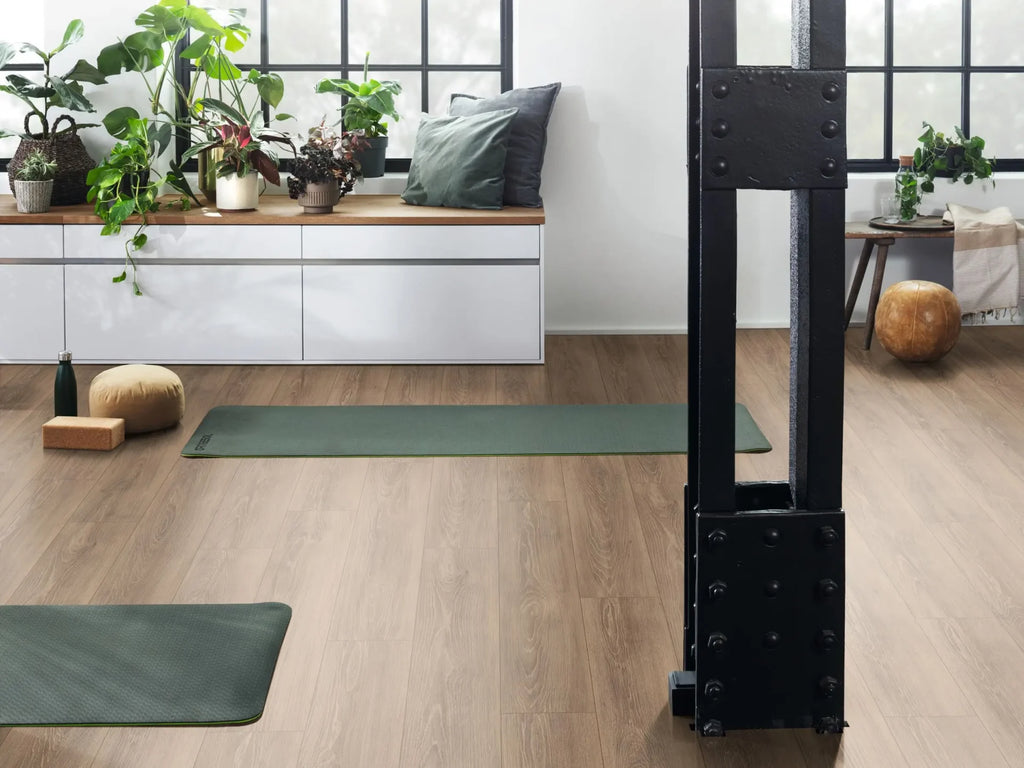 Parchet laminat Egger EL2163 Stejar Newport maro