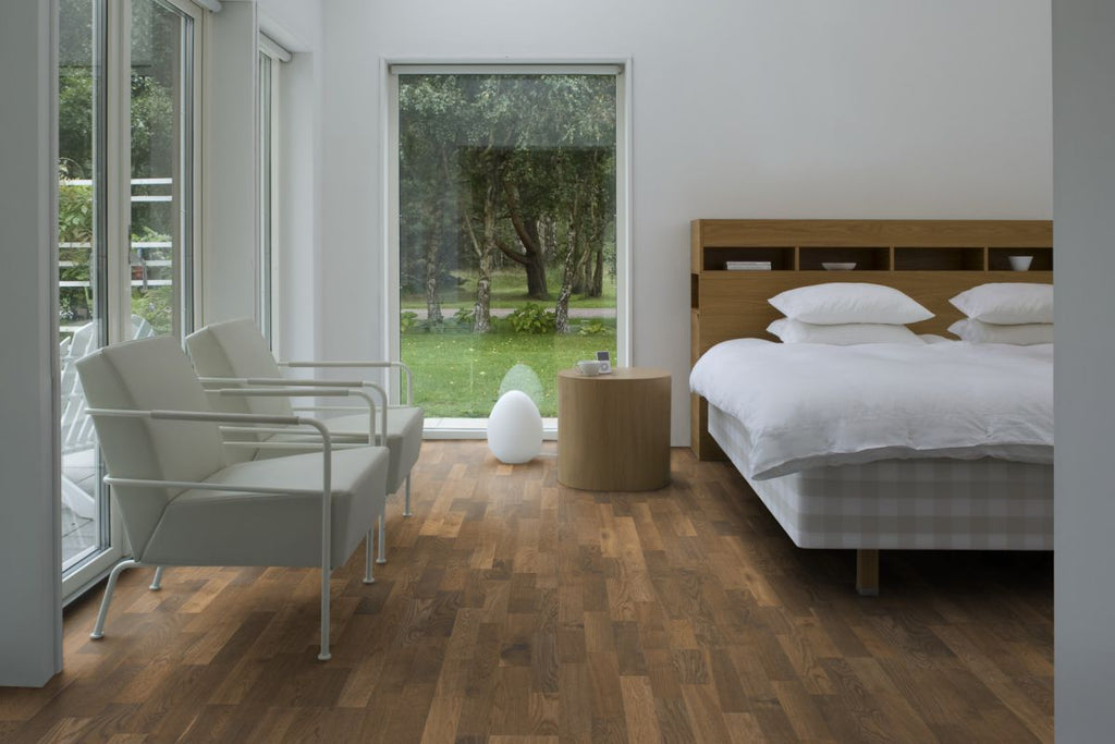 Parchet triplu stratificat Kahrs Stejar Dusk, 2423 x 200 x 15 mm