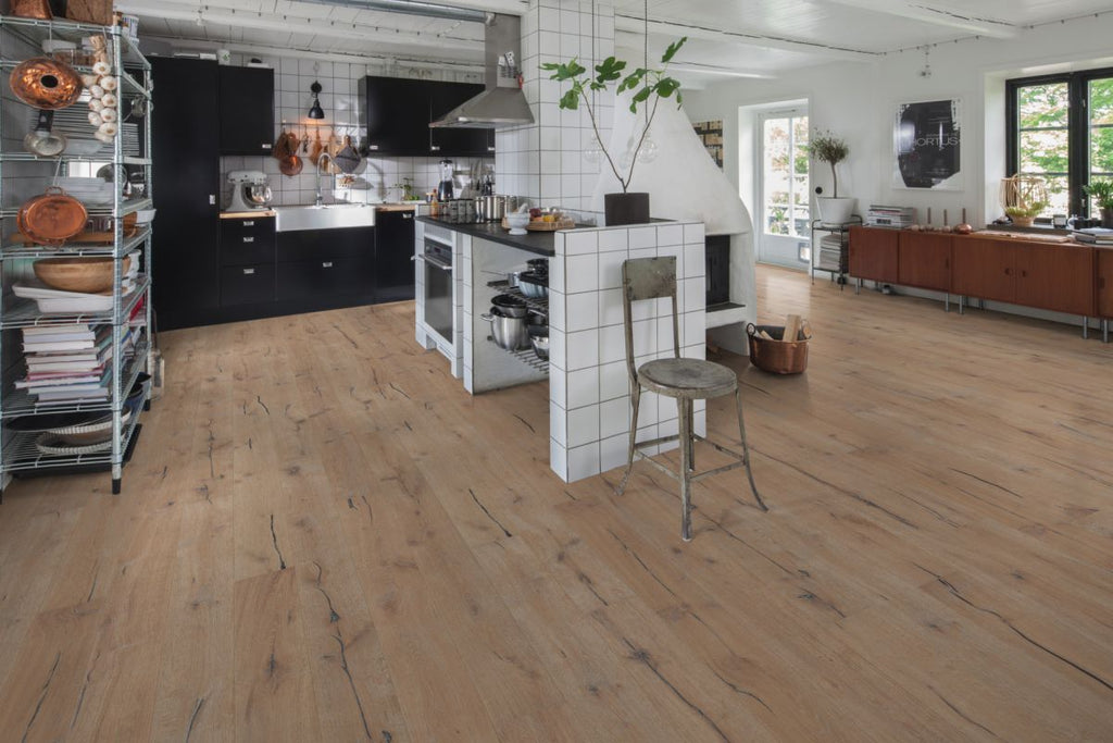 Parchet triplu stratificat Kahrs Stejar Kinda, 2420 x 187 x 15 mm