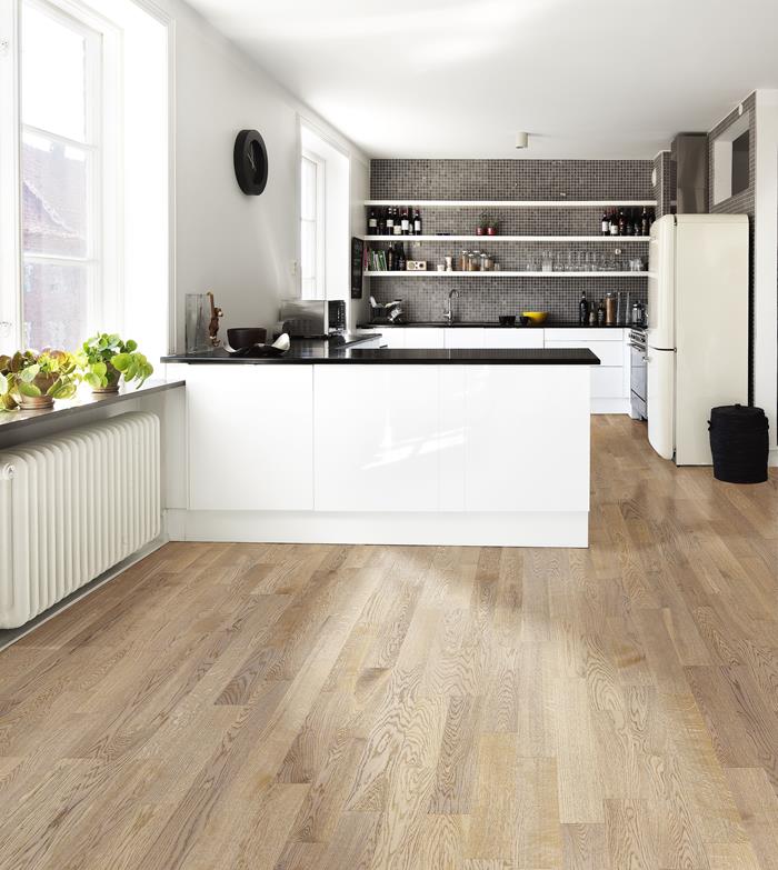 Parchet triplu stratificat Kahrs Stejar Portofino, 2423 x 200 x 15 mm