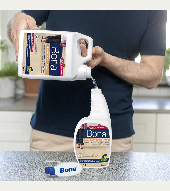 Detergent Bona parchet uleiat 2.5L