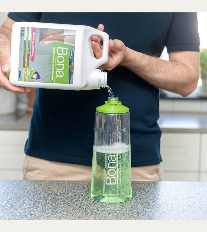 Detergent pentru curatare pardoseli laminate si ceramice Bona cartus 0.85L